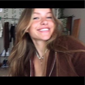 Meet your Posher, Karina